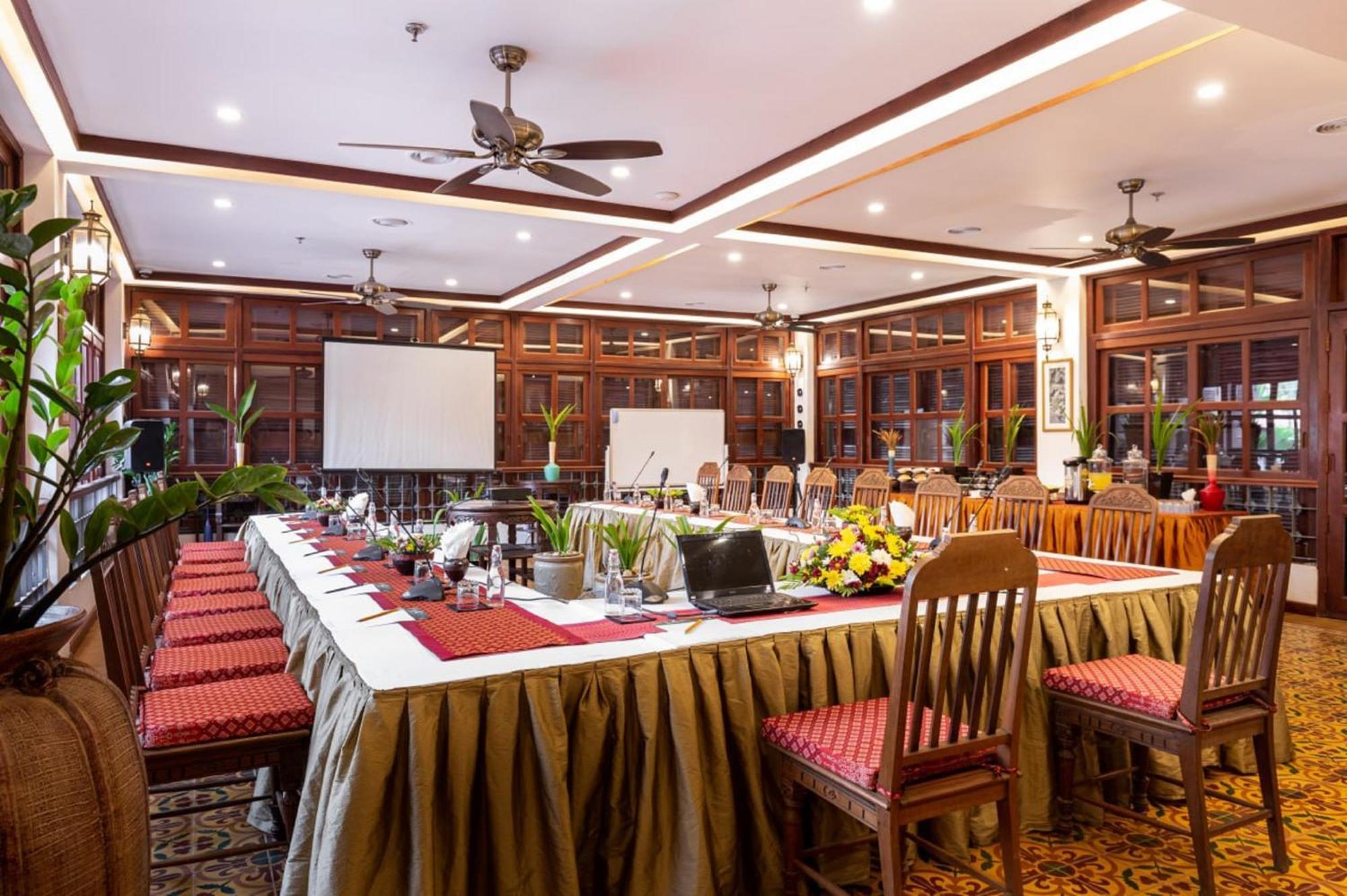Montra Nivesha Residence Siem Reap Buitenkant foto